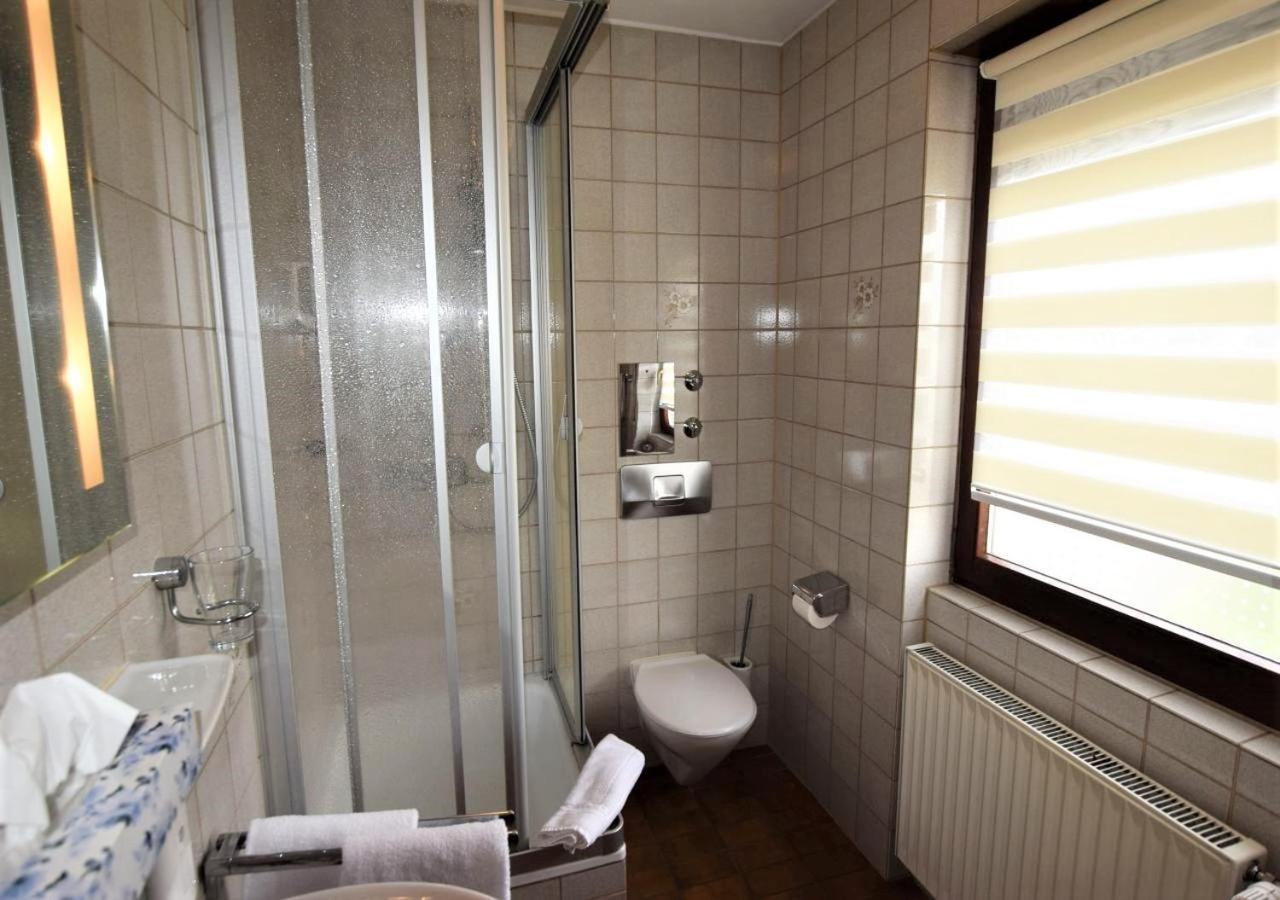 Hotel Alena - Kontaktlos Check-In ฟิลเดอร์ชตัดท์ ห้อง รูปภาพ