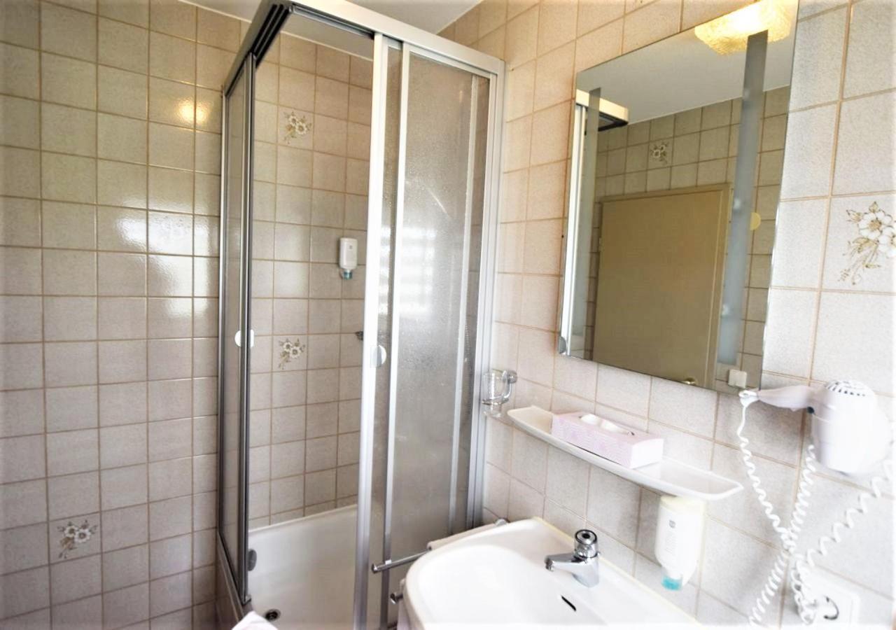 Hotel Alena - Kontaktlos Check-In ฟิลเดอร์ชตัดท์ ภายนอก รูปภาพ