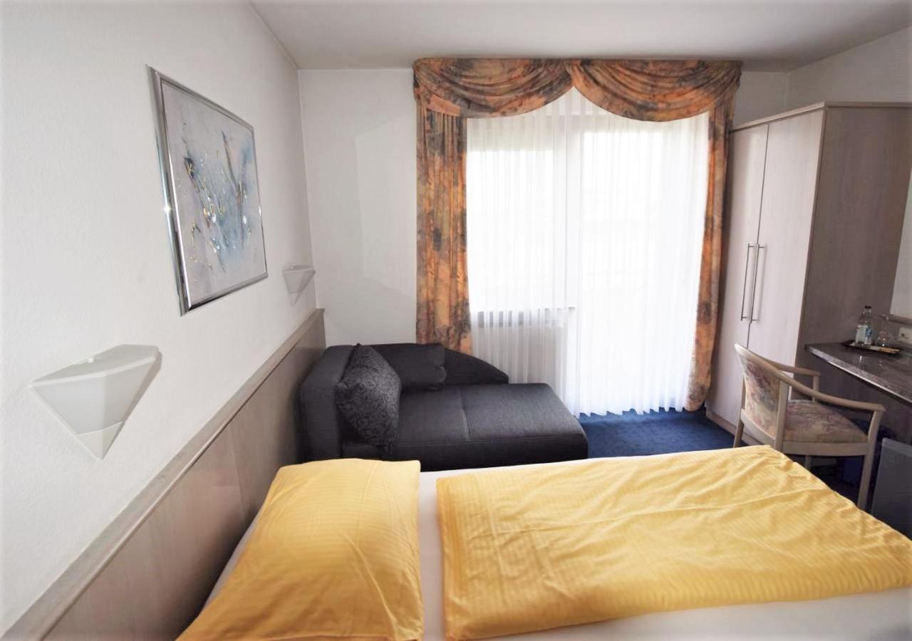 Hotel Alena - Kontaktlos Check-In ฟิลเดอร์ชตัดท์ ภายนอก รูปภาพ