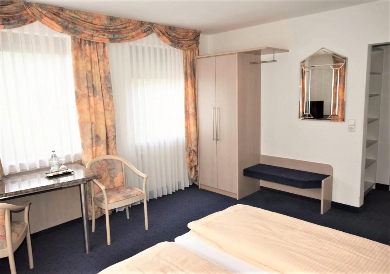 Hotel Alena - Kontaktlos Check-In ฟิลเดอร์ชตัดท์ ภายนอก รูปภาพ