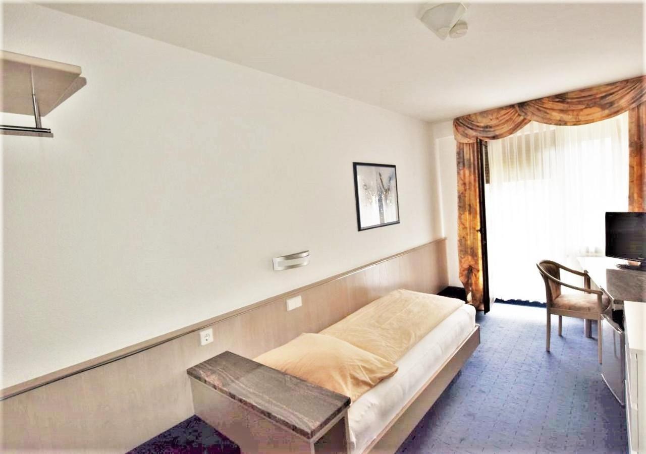 Hotel Alena - Kontaktlos Check-In ฟิลเดอร์ชตัดท์ ภายนอก รูปภาพ