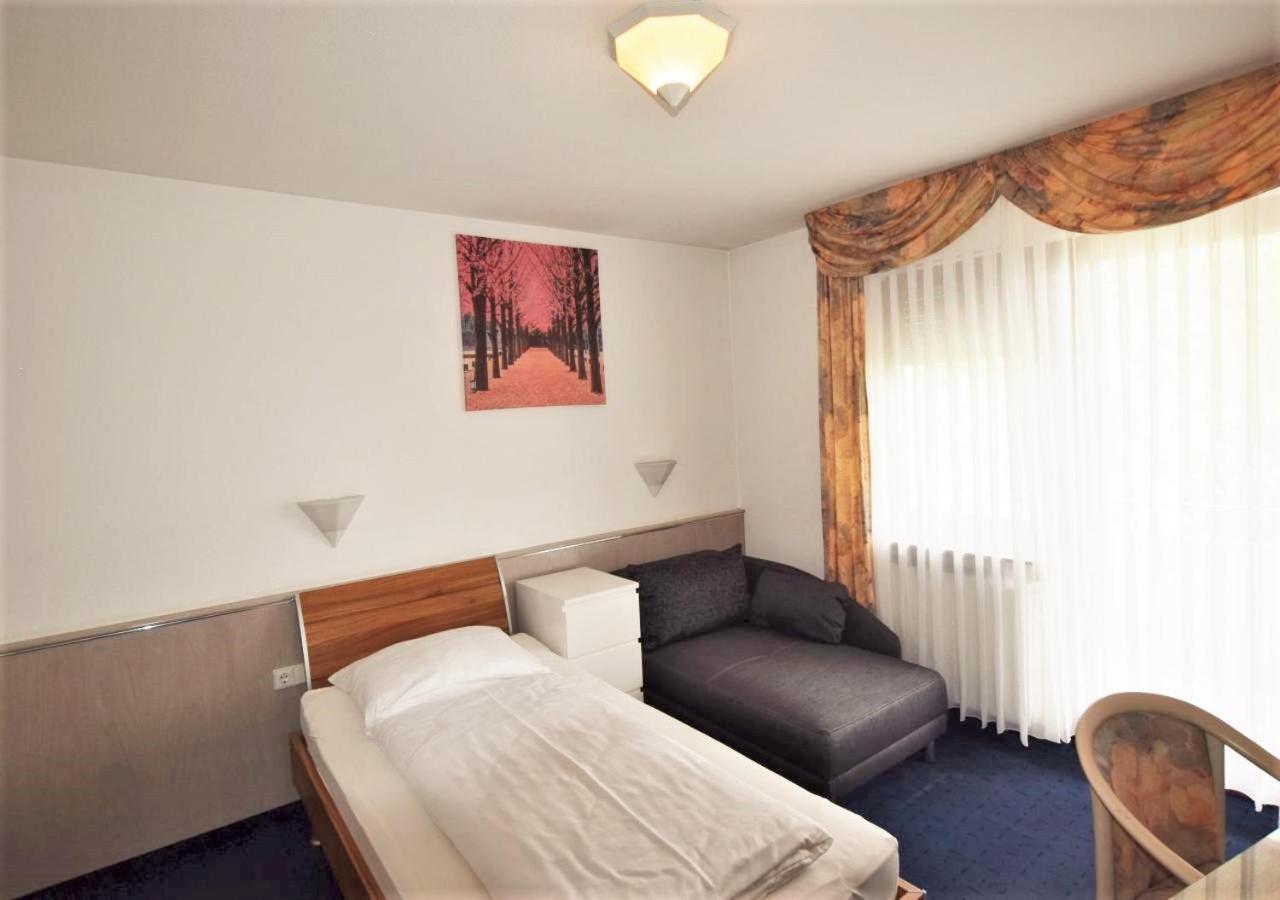 Hotel Alena - Kontaktlos Check-In ฟิลเดอร์ชตัดท์ ภายนอก รูปภาพ